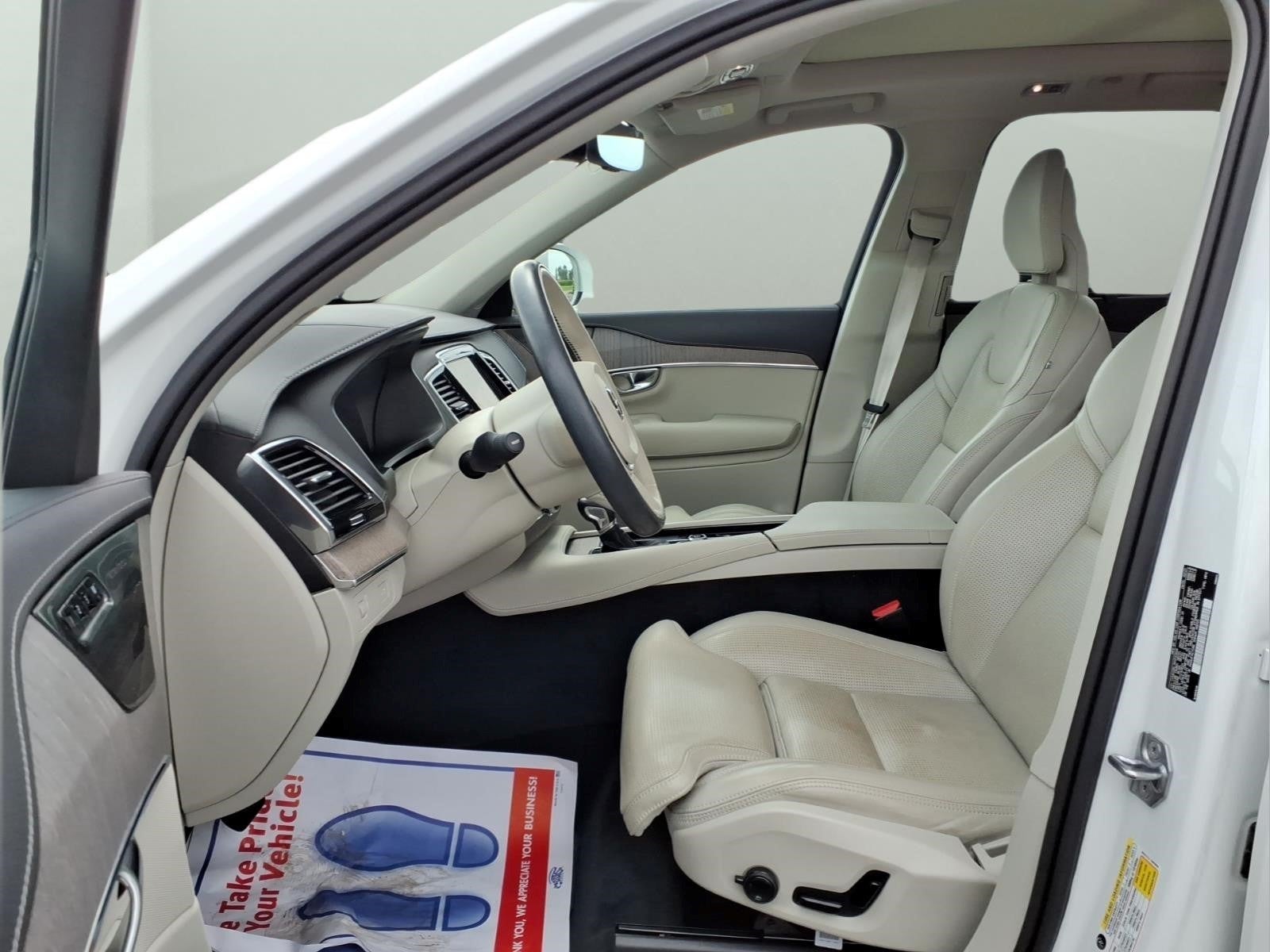 2021 Volvo XC90 T6 Inscription