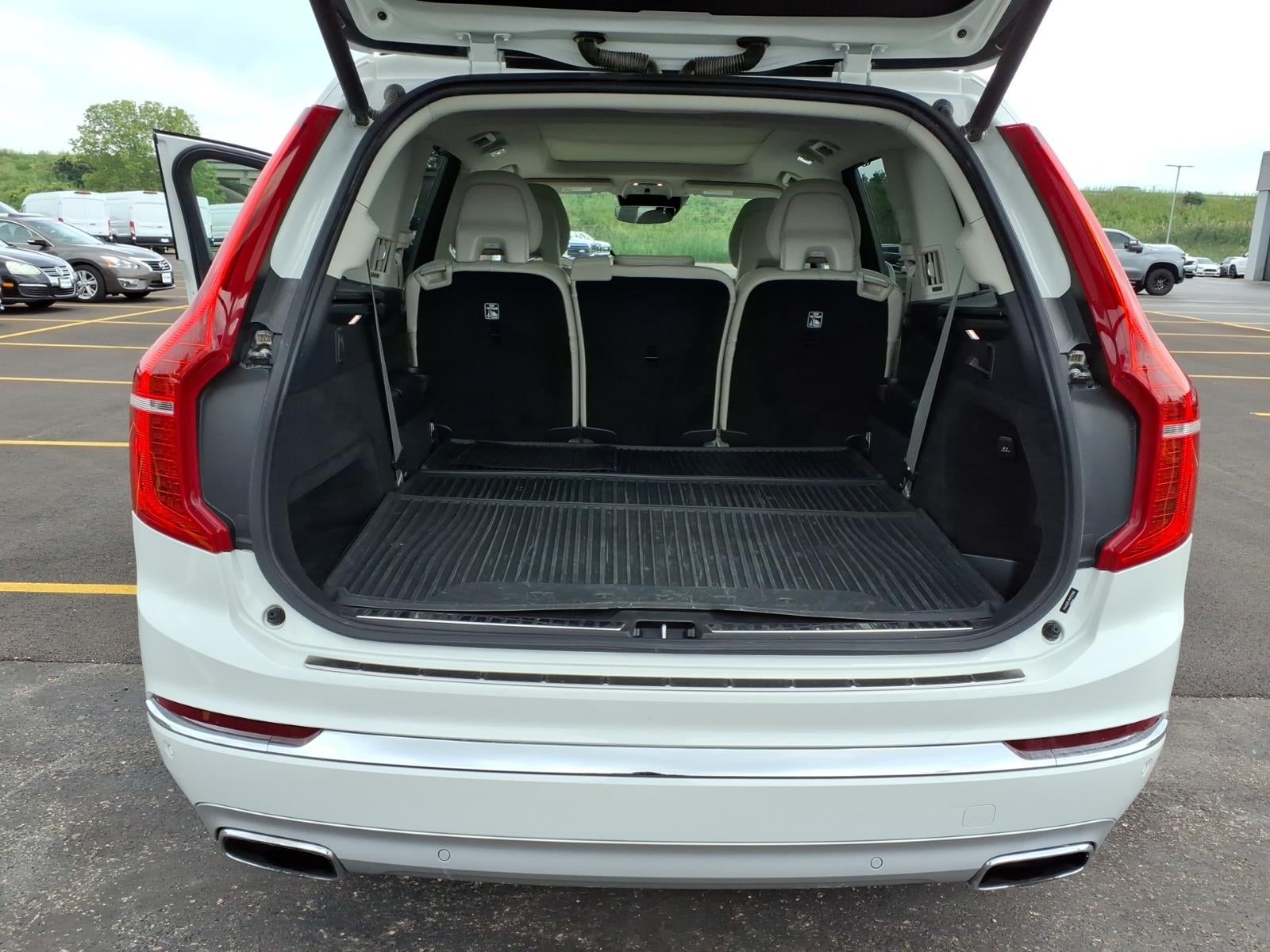 2021 Volvo XC90 T6 Inscription
