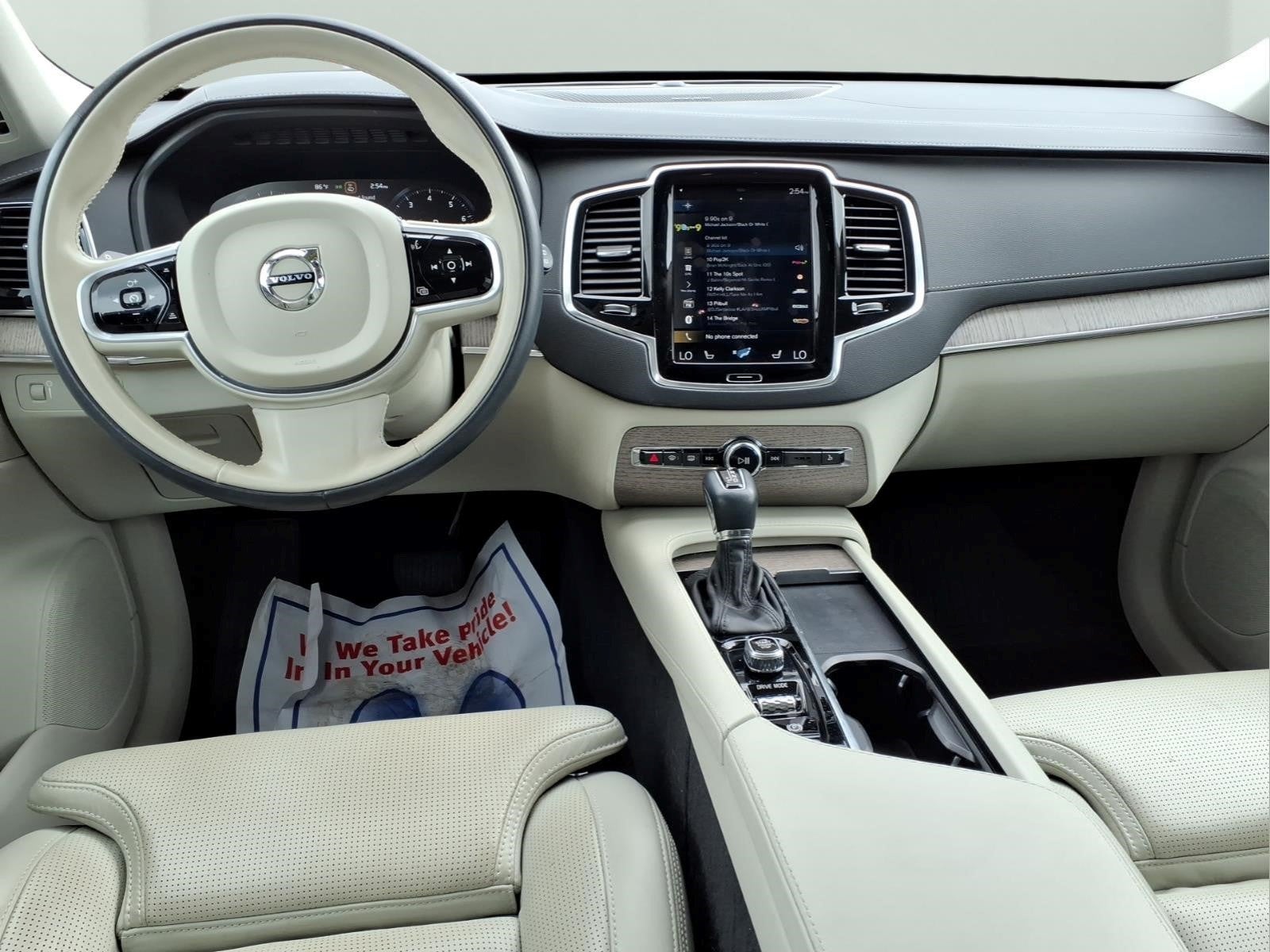 2021 Volvo XC90 T6 Inscription